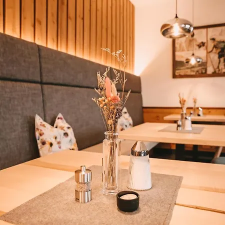 Poserhof 3*