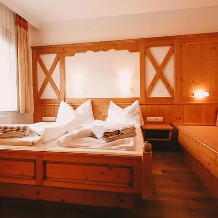 Poserhof 3*
