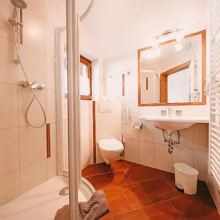 Poserhof 3*